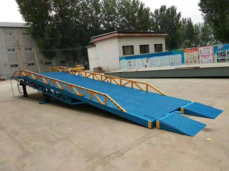 北京汽车登车桥