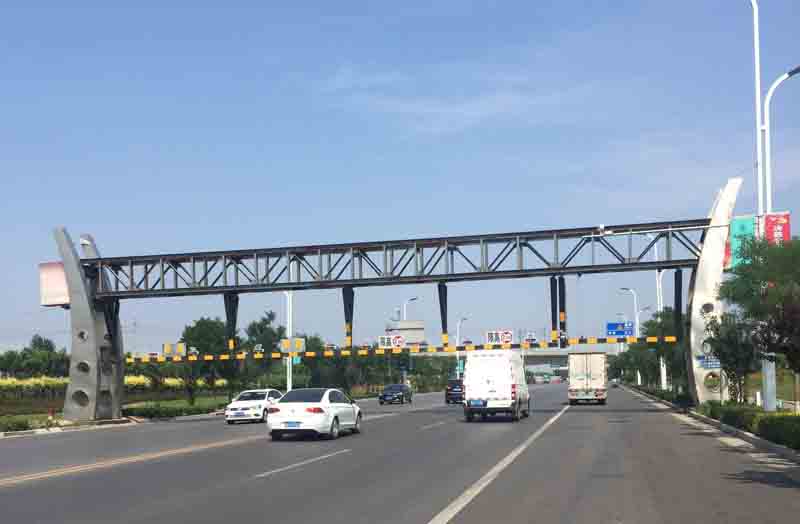 北京道路限高杆